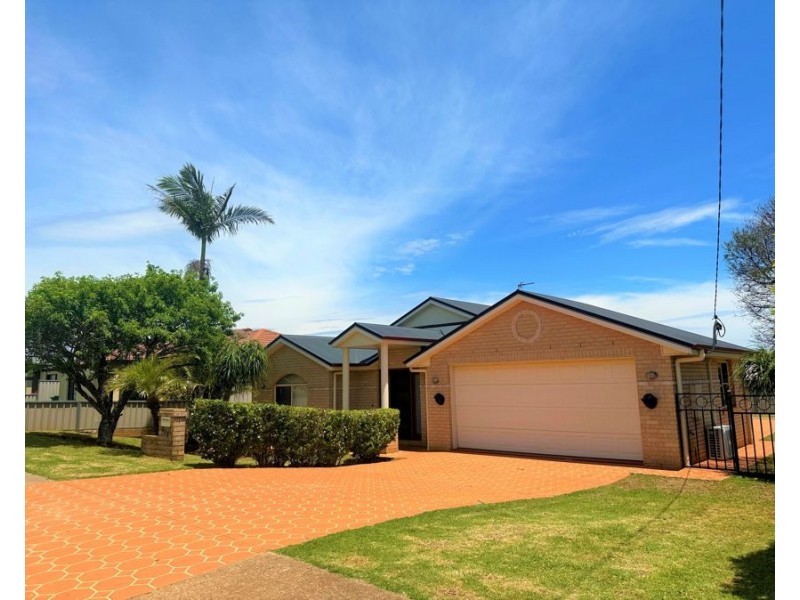 533 Hume Street, Middle Ridge QLD 4350