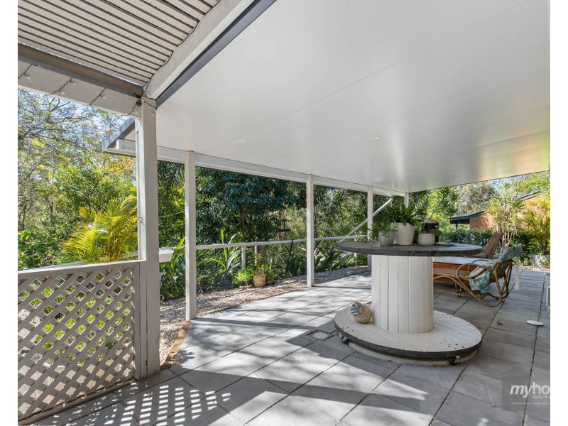 10 Gordon Crescent, Withcott QLD 4352