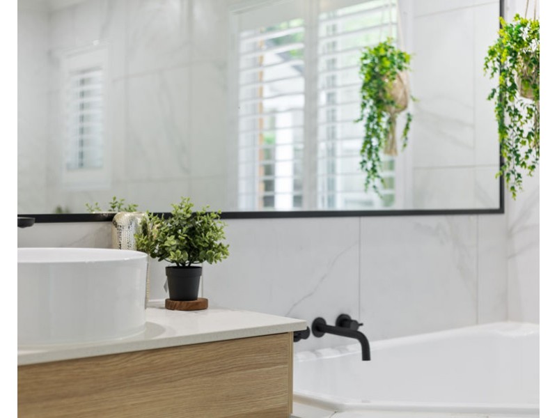 3 Buena Vista Crescent, Blue Mountain Heights QLD 4350