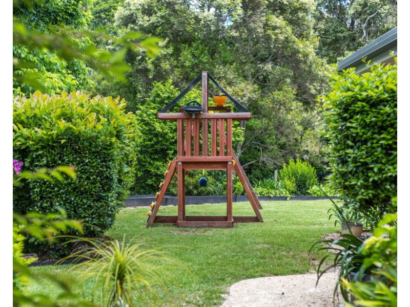 3 Buena Vista Crescent, Blue Mountain Heights QLD 4350