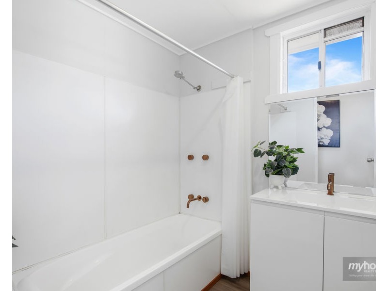 163 Taylor Street, Wilsonton QLD 4350