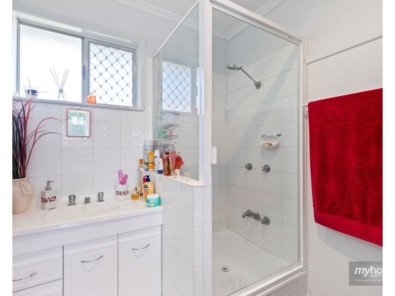2 Erin Street, Wilsonton QLD 4350