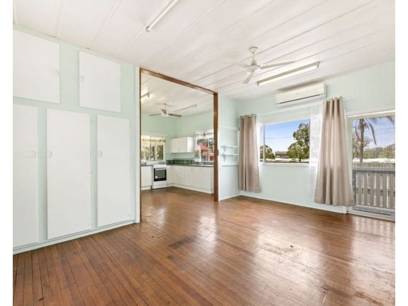 1 Goode Street, Newtown QLD 4350