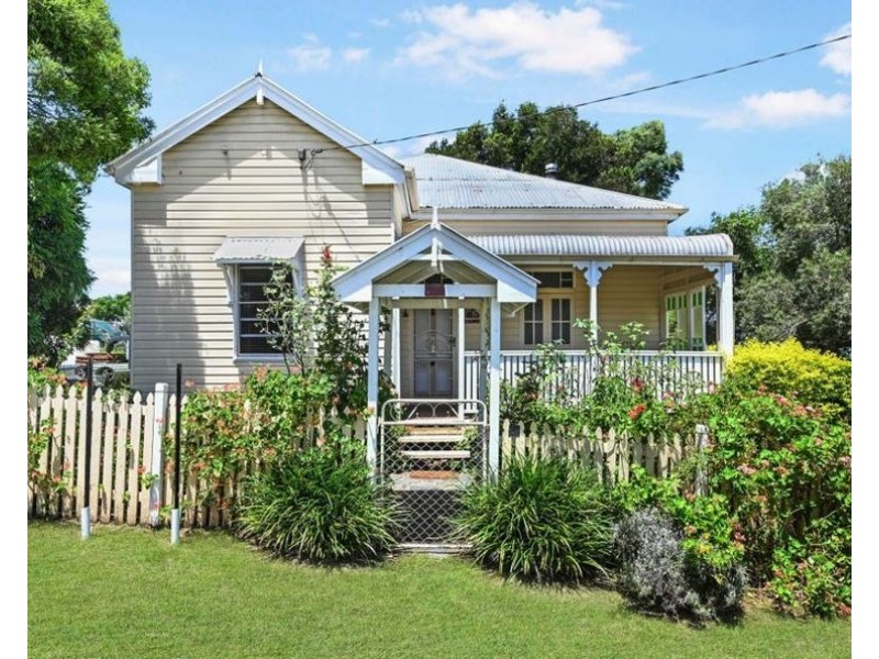 7 Hirst Street, Greenmount QLD 4359