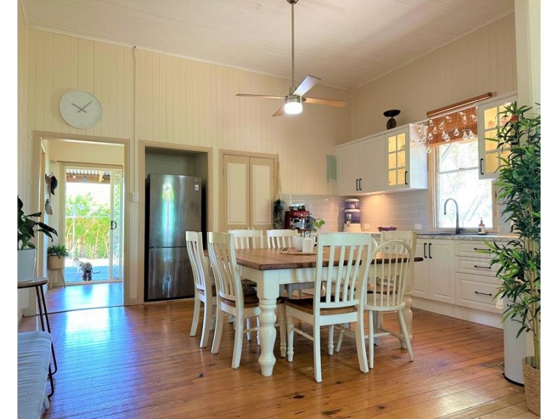 7 Hirst Street, Greenmount QLD 4359