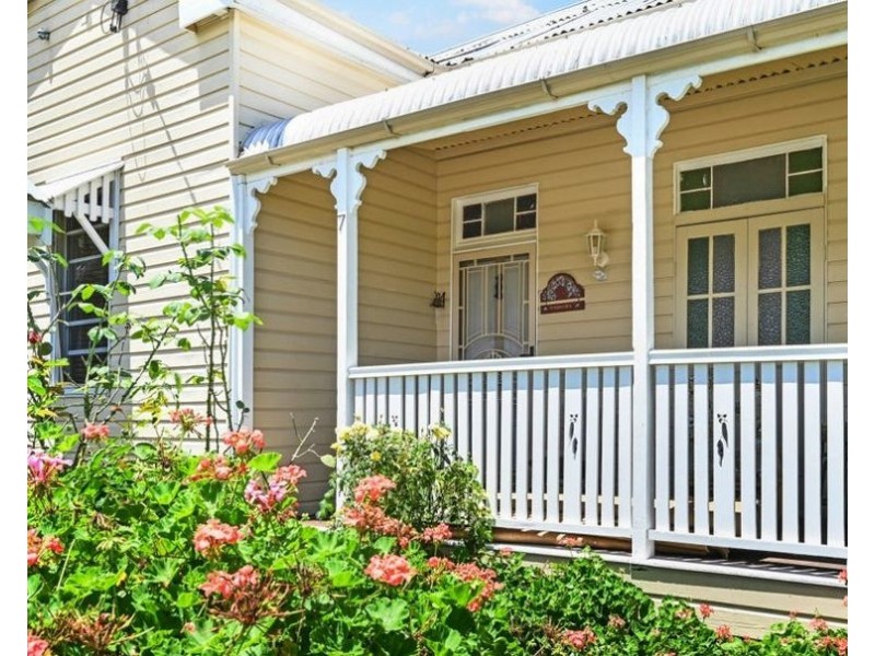7 Hirst Street, Greenmount QLD 4359