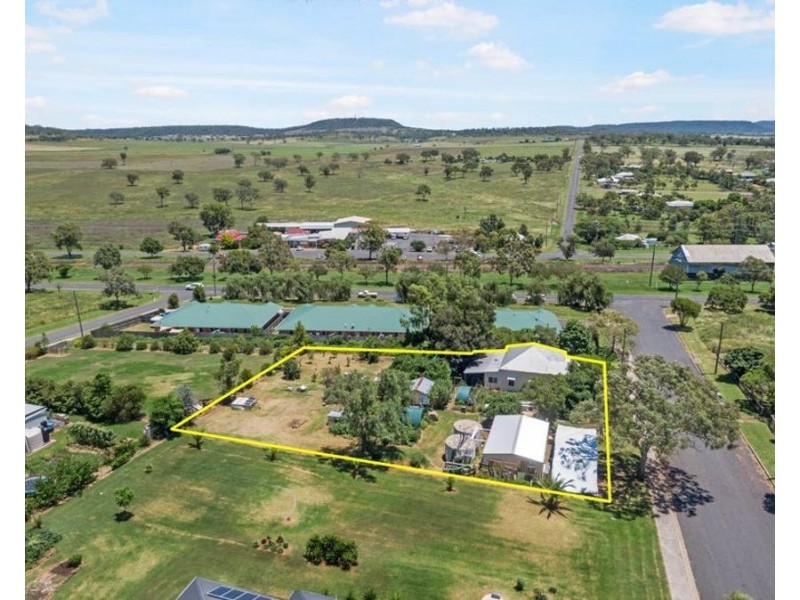 7 Hirst Street, Greenmount QLD 4359