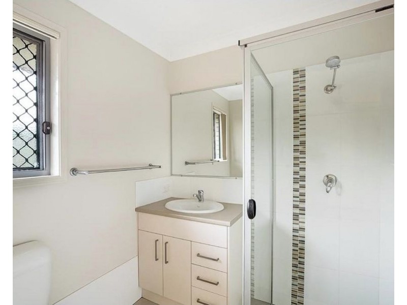 20 Kurrawa Crescent, Glenvale QLD 4350