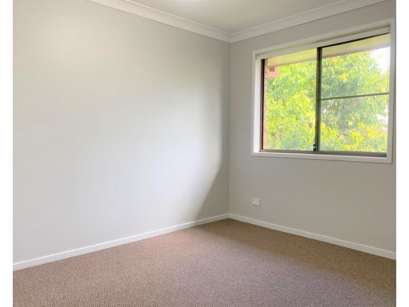 2 Rachel Street, Darling Heights QLD 4350