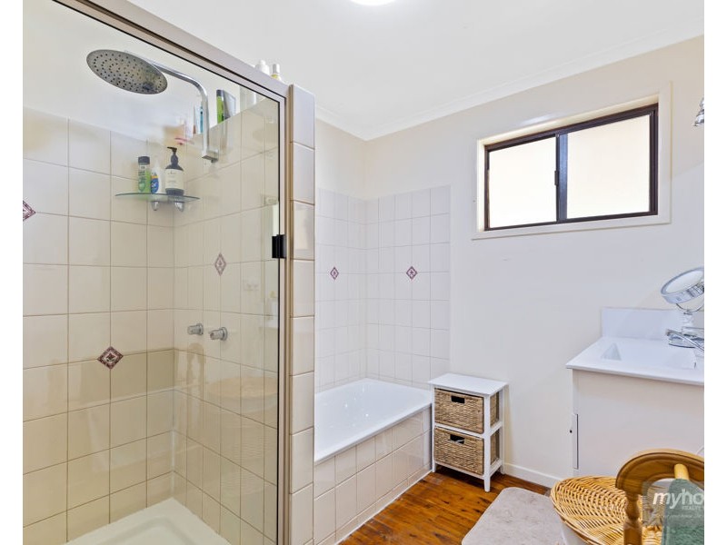 69 Arabian Street, Harristown QLD 4350