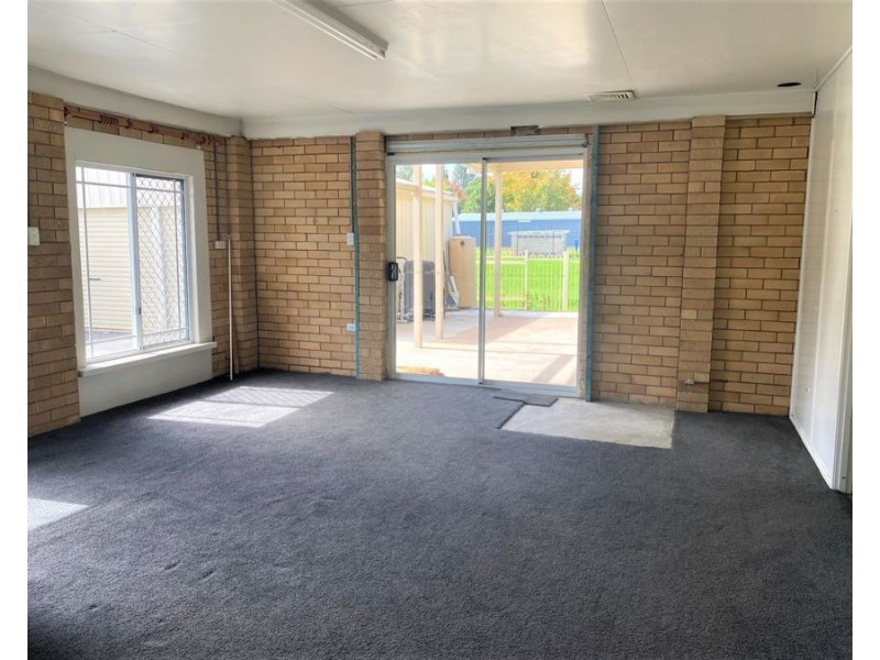 16 Klein Street, South Toowoomba QLD 4350