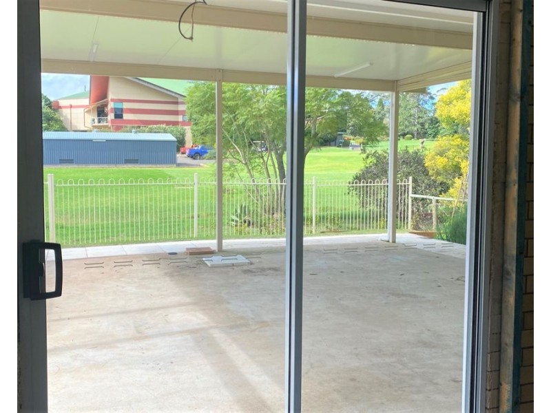 16 Klein Street, South Toowoomba QLD 4350