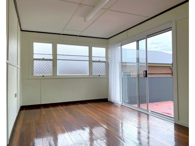 28 Ranfurly Street, Newtown QLD 4350