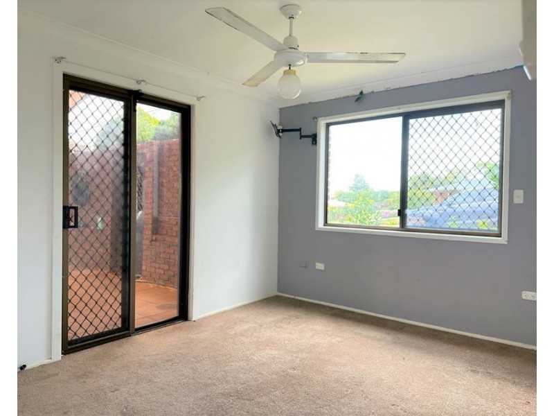 42 Poinciana Street, Newtown QLD 4350