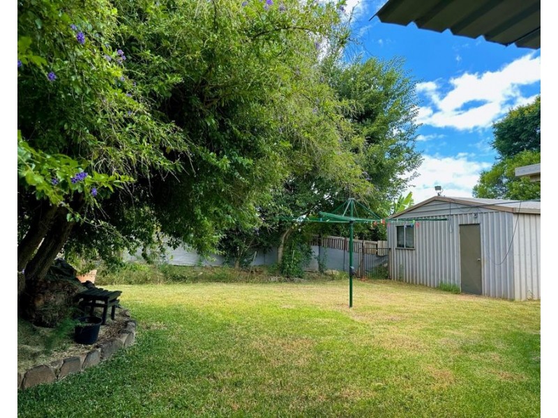 42 Poinciana Street, Newtown QLD 4350
