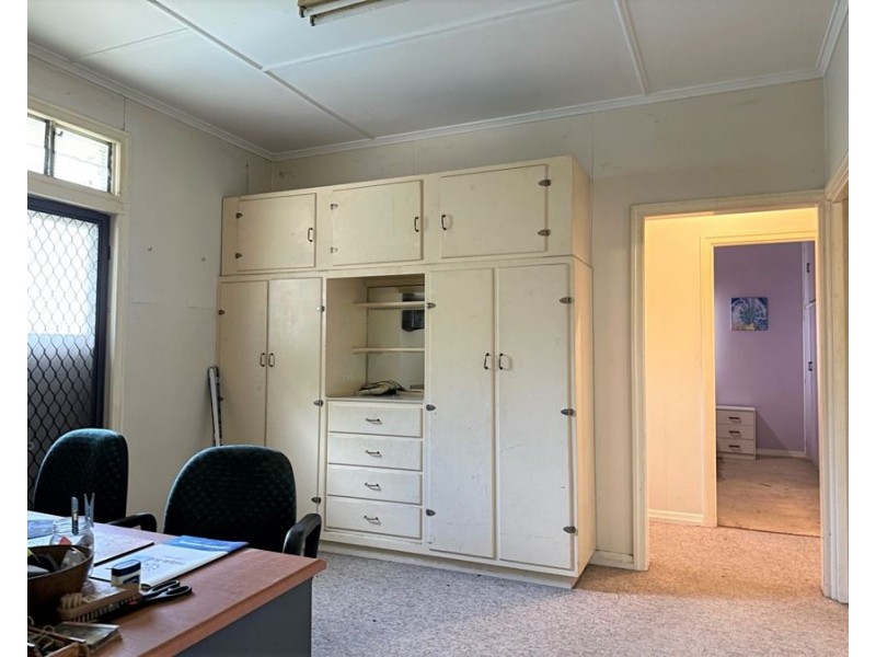 10 Tooth Street, Jondaryan QLD 4403