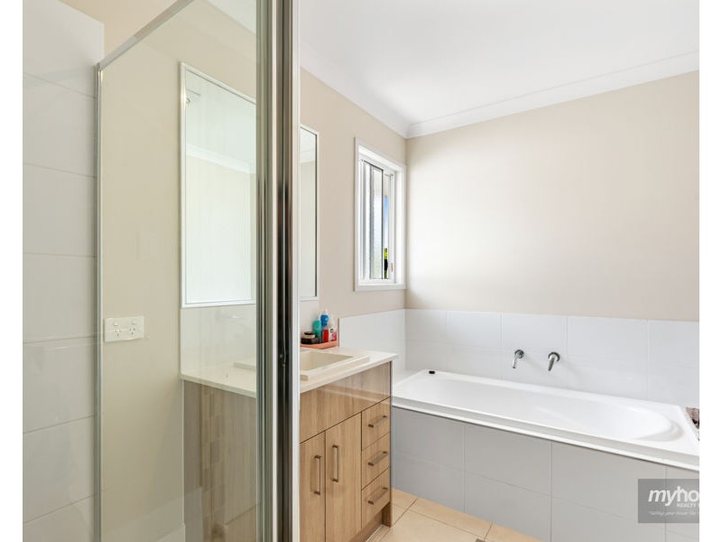 7/18 Victory Street, Newtown QLD 4350