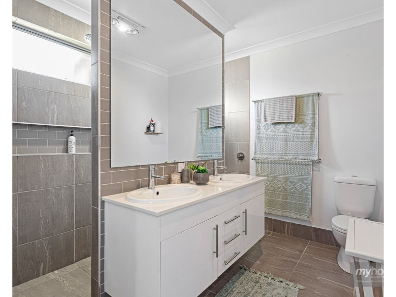 7 Hancock Circuit, Kleinton QLD 4352