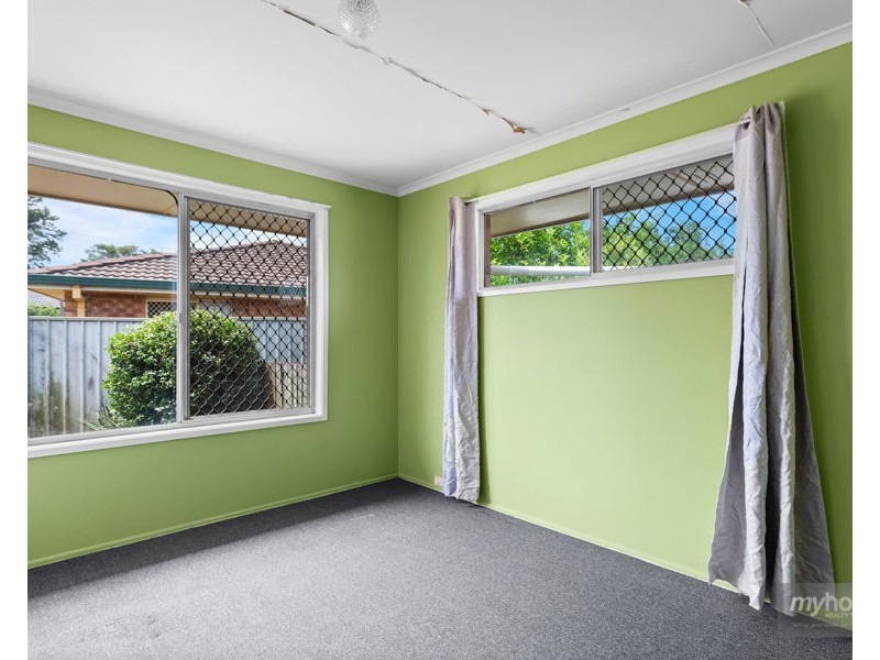 16 Bennett Street, Wilsonton QLD 4350