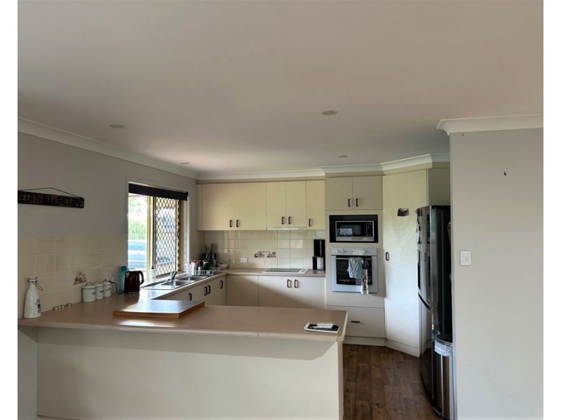 6 Crockers Road, Westbrook QLD 4350