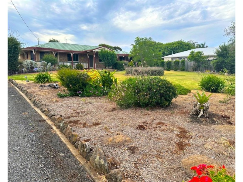 6 Crockers Road, Westbrook QLD 4350