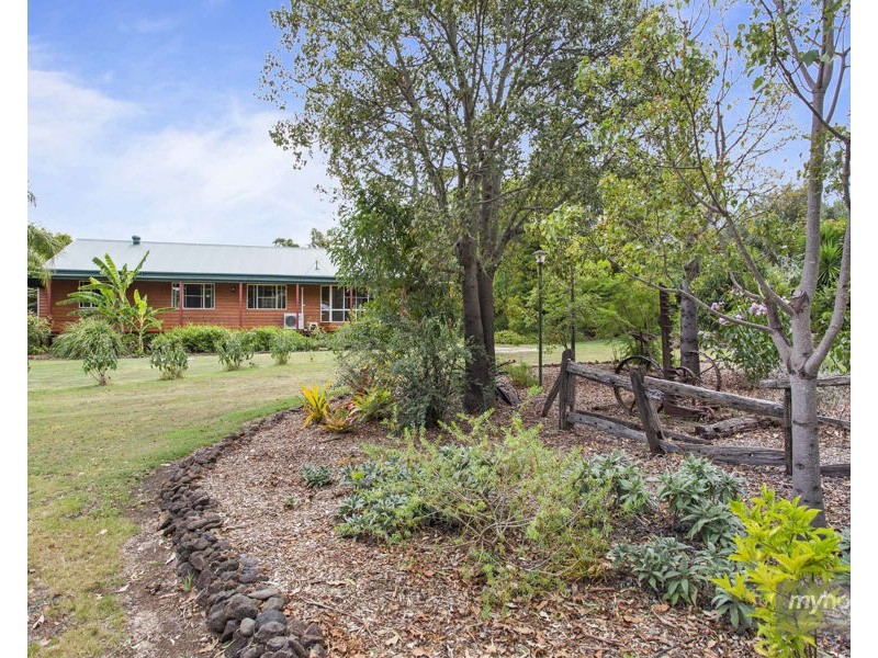 9 Louttit Court, Gowrie Mountain QLD 4350