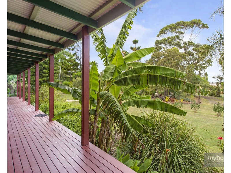 9 Louttit Court, Gowrie Mountain QLD 4350