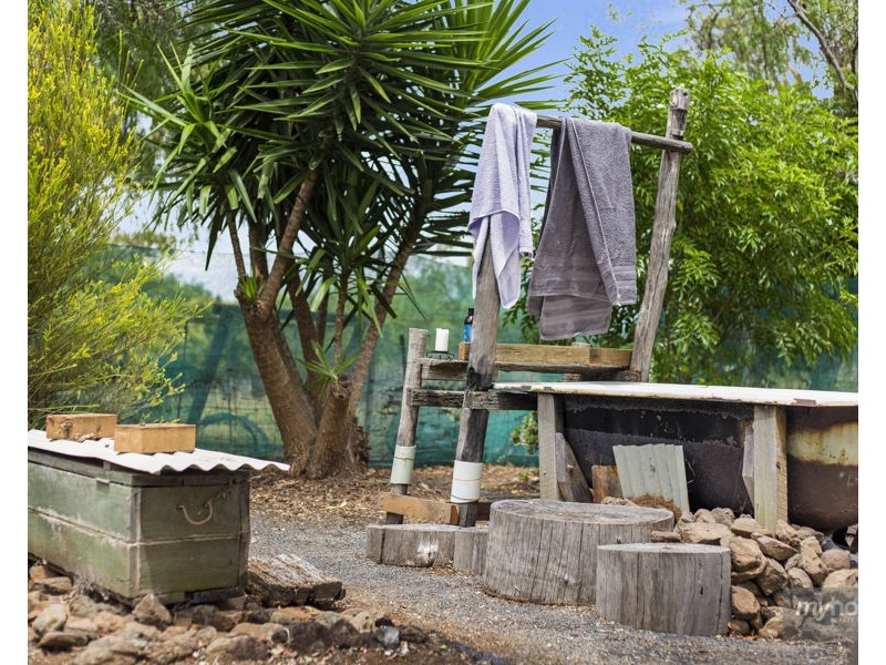 9 Louttit Court, Gowrie Mountain QLD 4350