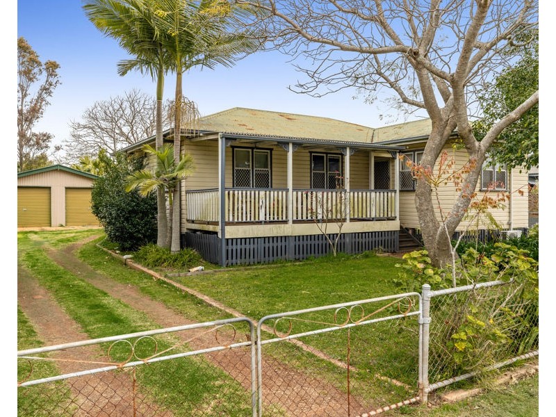 26 Stehn Street, Harristown QLD 4350