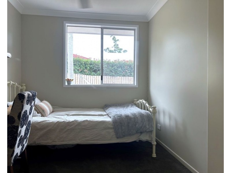 69 Holberton Street, Rockville QLD 4350