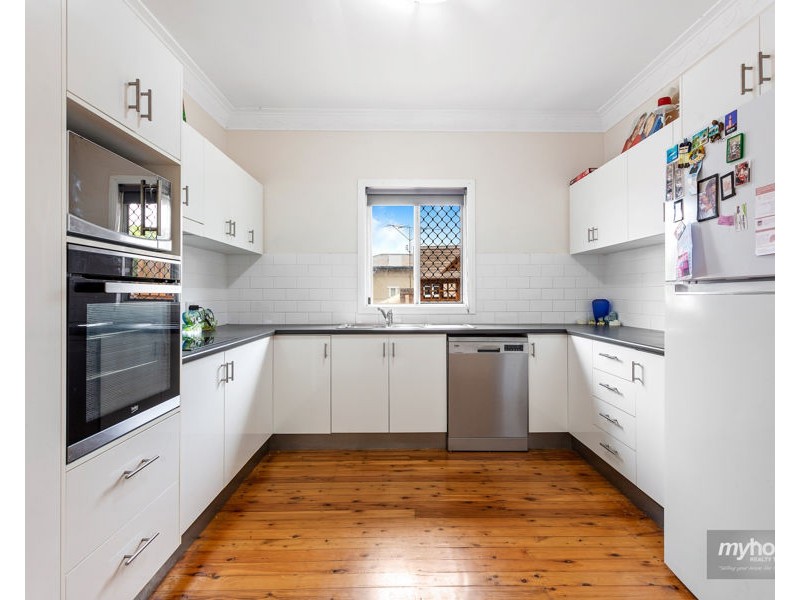 2 Cox Street, Wilsonton QLD 4350