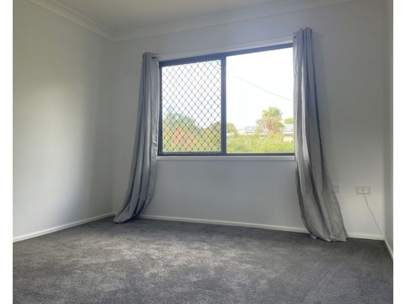 27 Graman Street, Kingsthorpe QLD 4400