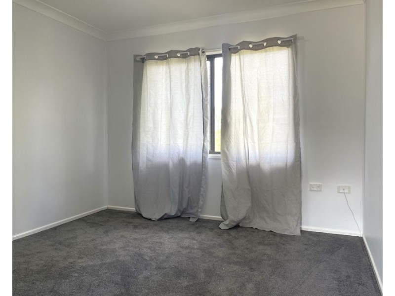 27 Graman Street, Kingsthorpe QLD 4400