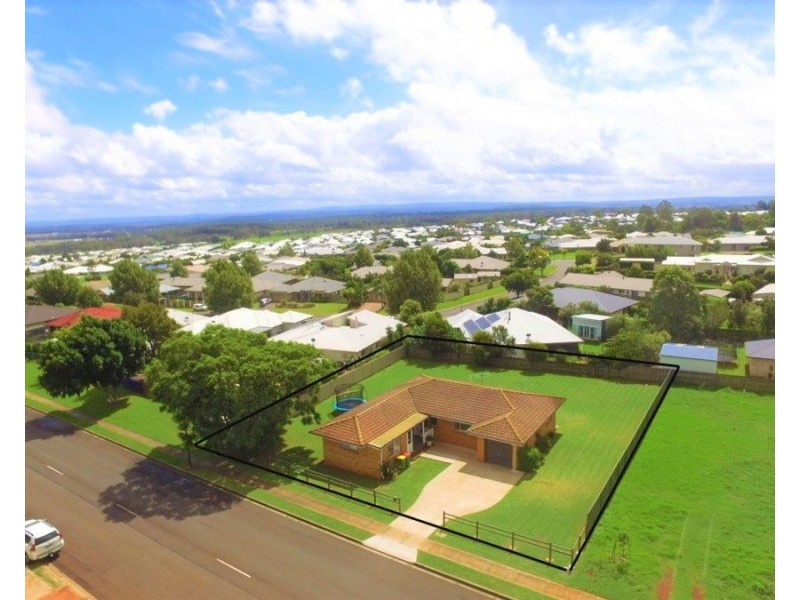 106 Polzin Road, Highfields QLD 4352