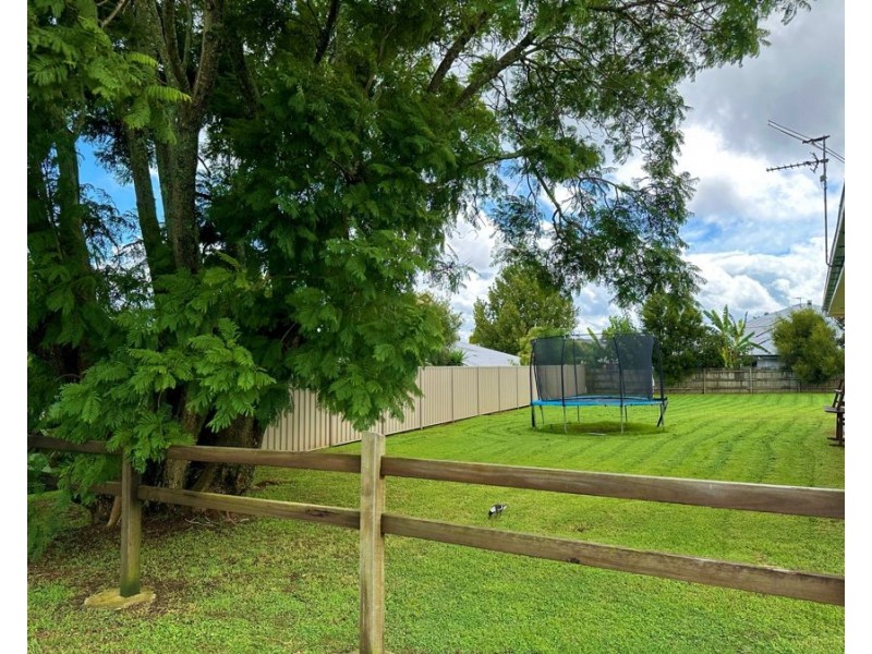 106 Polzin Road, Highfields QLD 4352