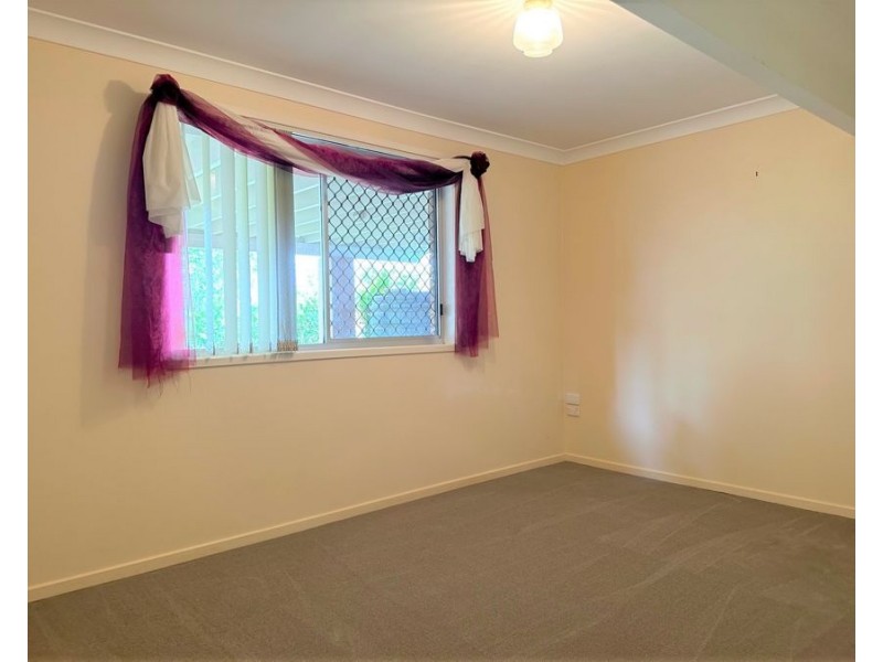 34 Alford Street, Mount Lofty QLD 4350