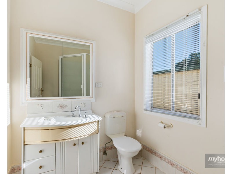 55 Croxley Street, Harristown QLD 4350