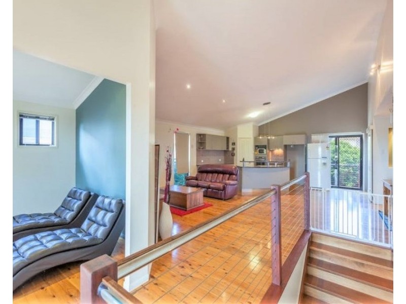 4 Balonne Drive, Glenvale QLD 4350