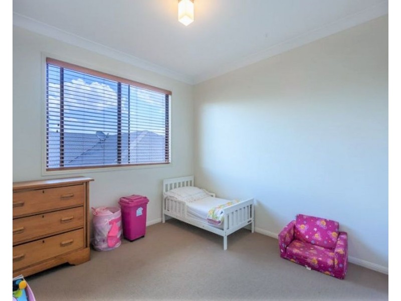 4 Balonne Drive, Glenvale QLD 4350