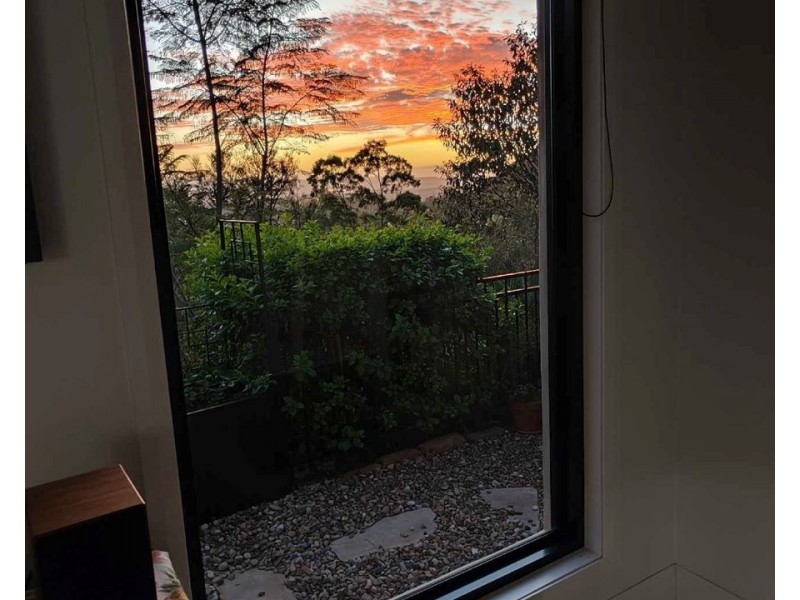 9 Gordon Crescent, Withcott QLD 4352