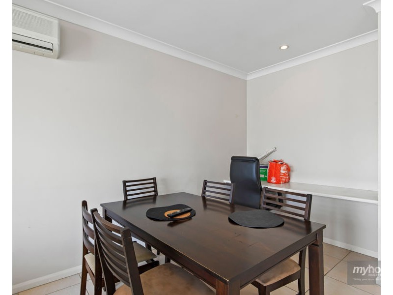 2/13 Sambar Court, Kearneys Spring QLD 4350