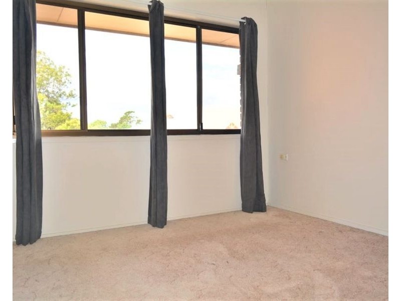 11/367 Margaret Street, Newtown QLD 4350