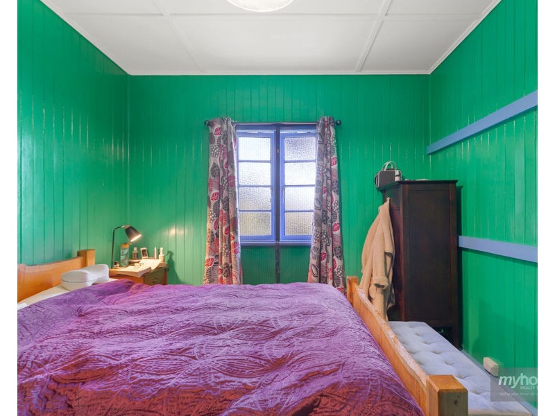 13 Perry Street, Harlaxton QLD 4350