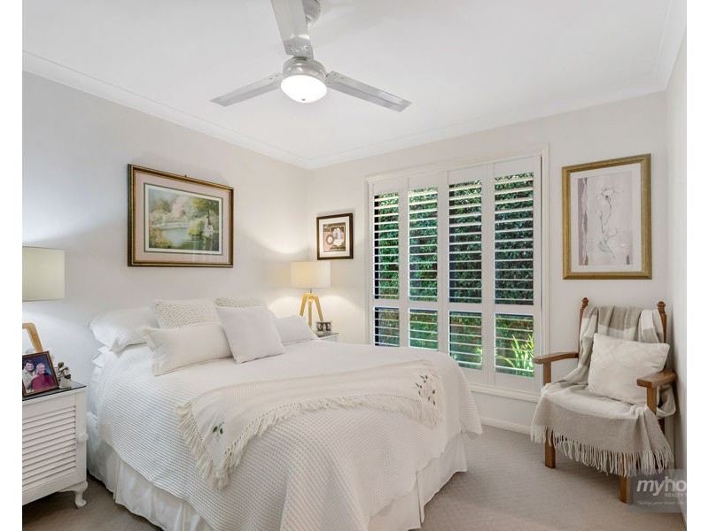 2/11 Horrocks Crescent, Kearneys Spring QLD 4350