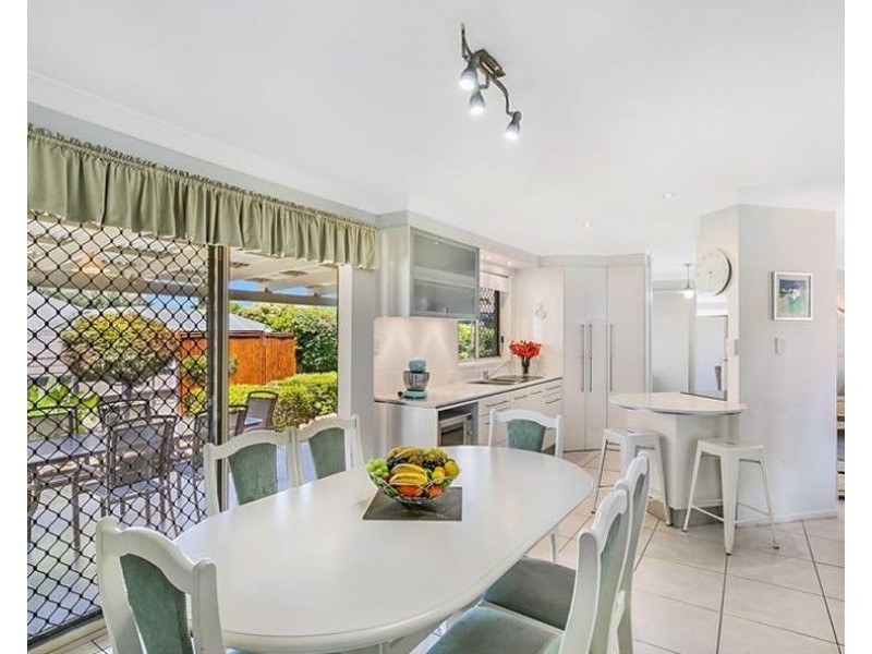 4 Sunbury Street, Harristown QLD 4350