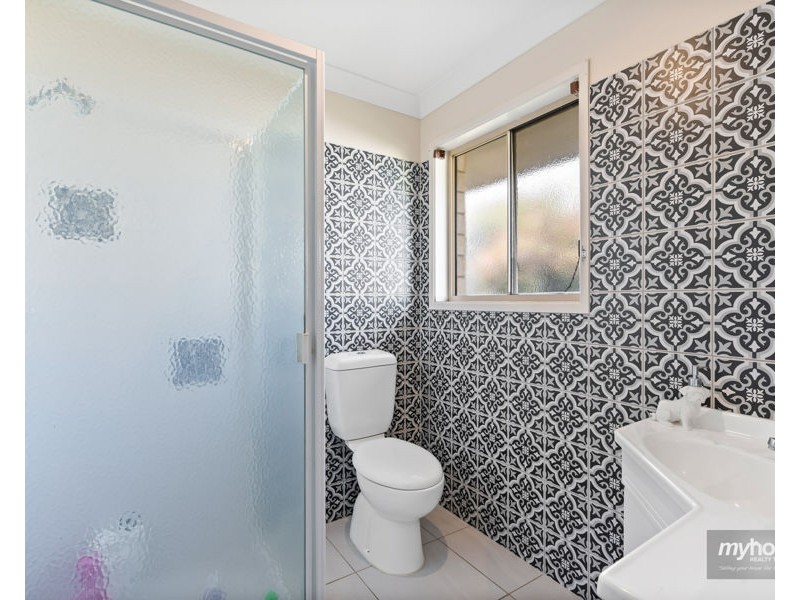 4 Kauri Street, Kearneys Spring QLD 4350