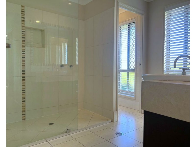 19 Freyling Road, Hodgson Vale QLD 4352