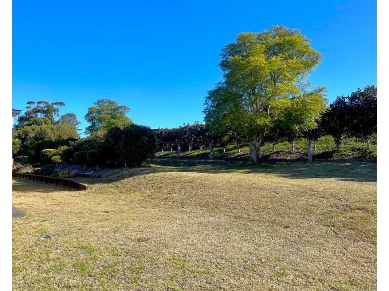 19 Freyling Road, Hodgson Vale QLD 4352
