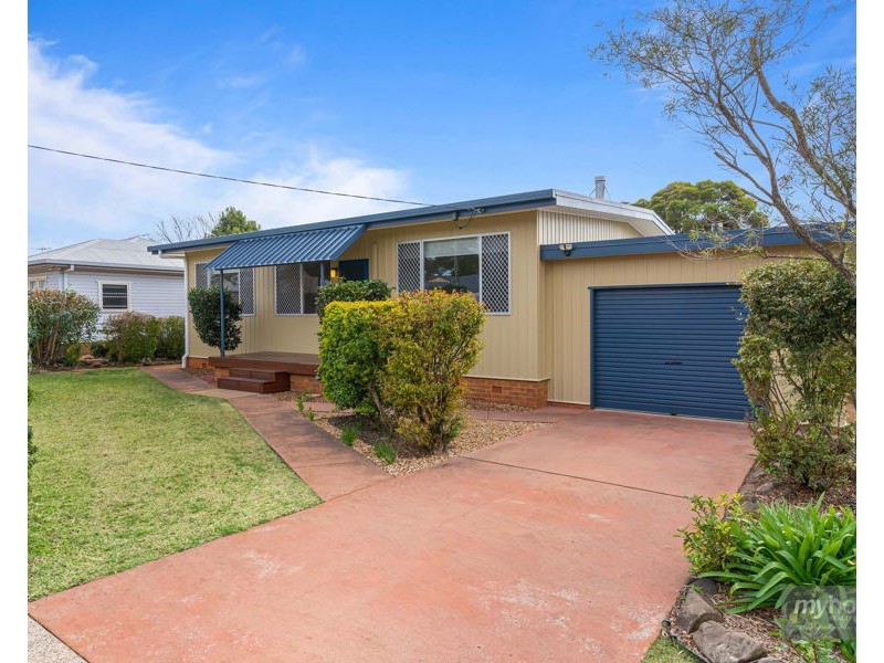33 Butt Street, Harristown QLD 4350