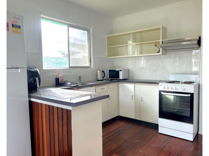 Room 3/8 Ranfurly Street, Newtown QLD 4350